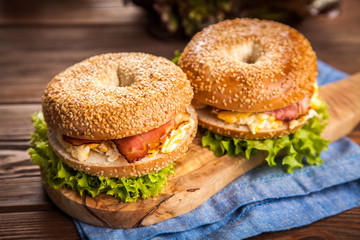 Bagel with bacon and egg