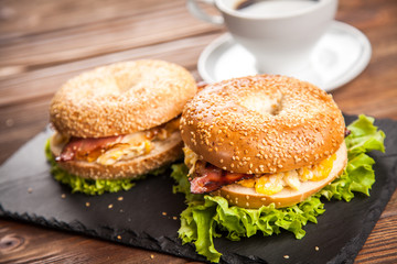 Bagel with bacon and egg