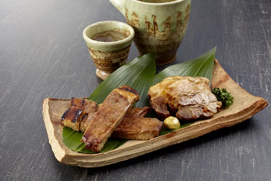 豚 の 角 煮 ロース