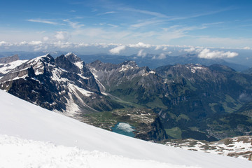 Widok z lodowca Schilthorn © Anna