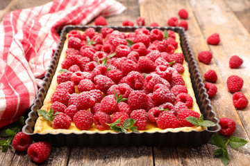 raspberry tart