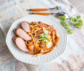 Spaghetti with pork sausage