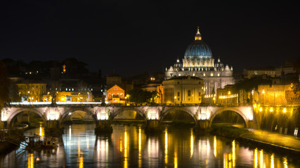 Fototapeta na wymiar Night in Rome, Italy