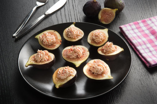 
Fichi farciti nel piatto
