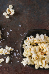Prepared salted popcorn