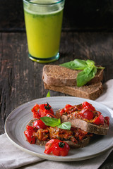 Bruschetta with baked tomatoes
