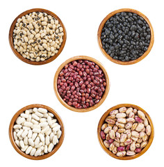 5 varieties of beans in bowls