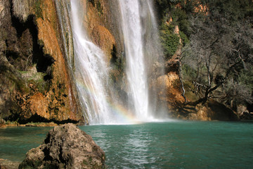 Fototapeta na wymiar La cascade de Sillans-la-Cascade dans le Var