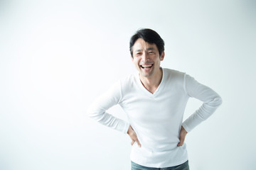 カジュアルポートレート・ミドル男性 (白バック)