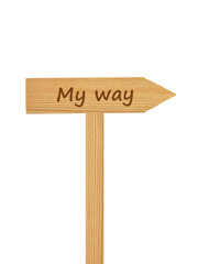 Hölzerner Pfeil auf Pfosten