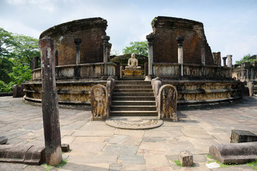 Fototapeta na wymiar Ruins of an ancient temple