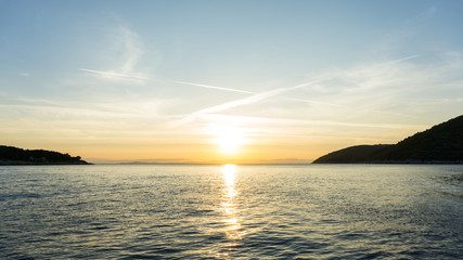 Obraz premium sunrise. sunset at sea. wallpaper