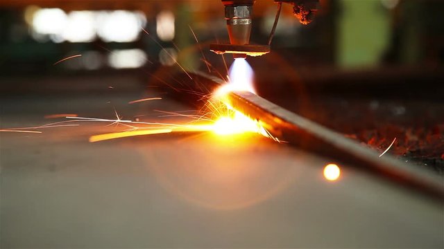 cutting sheet metal autogenous welding, close-up