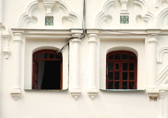 windowsin white historical building