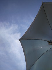 Ombrellone con cielo