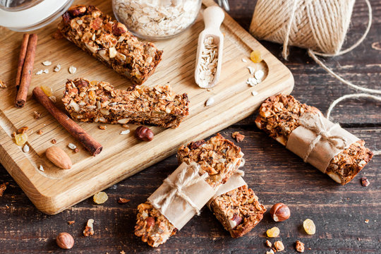 Homemade Granola Energy Bars