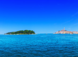 Naklejka premium Panorama ancient town on the Adriatic Sea. Terracotta roo