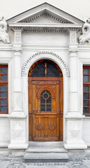 Fototapeta na wymiar Medieval style wooden door