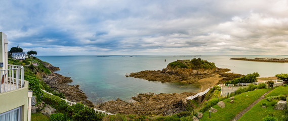 Küste vor Saint-Quay-Portrieux. Bretagne, France