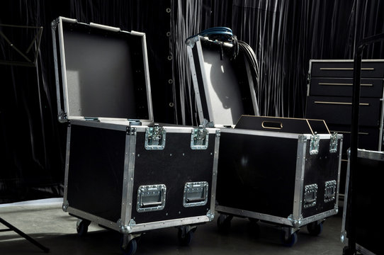 Transpot Box รูปภาพTransportboxen – เลือกดูภาพถ่ายสต็อก เวกเตอร์ และวิดีโอ16 | Adobe ...