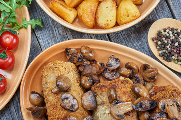Pork roulades with mushrooms and vegetables