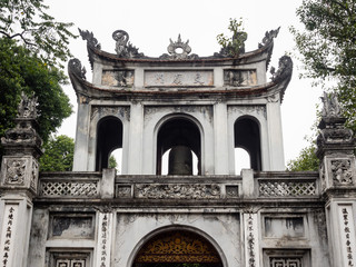 Fototapeta na wymiar Main gate of the Temple of Literature