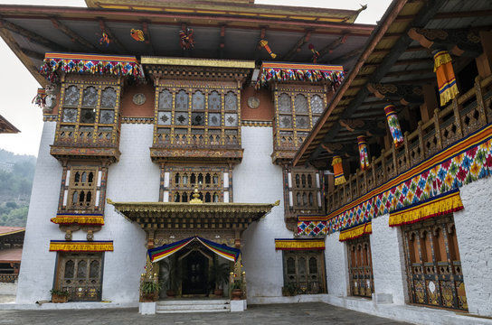 Punakha Dzong, Bhutan. Punakha Dzong or Pungthang Dewachen Phodrang (Palace of Great Happiness) in Punakha, the old capital of Bhutan.