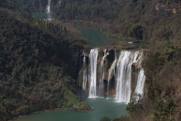 Fototapeta premium The Jiulong (nine dragon )waterfall yunnan, china.