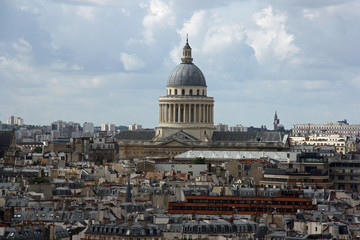 Fototapeta na wymiar Le dôme du Panthéon à Paris, France