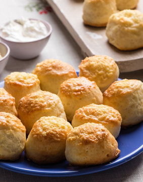 scones on blue plate