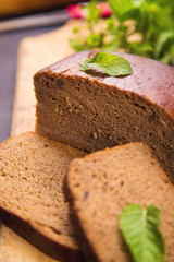 bread with  mint