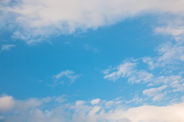 Obraz premium abstract background with bokeh defocused beautiful flame clouds in the sky