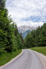 Fototapeta premium Hiking path in Alps