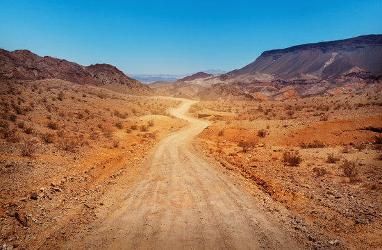 The road in desert. Southern Nevada, USA © photobyevgeniya