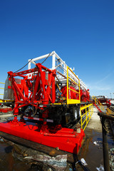 Oil pipe and oil drilling rig equipment
