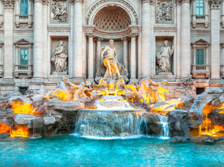 Trevi fountain at sunrise, Rome, Italy - obrazy, fototapety, plakaty