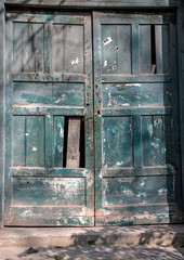 abandoned door
- 115432172