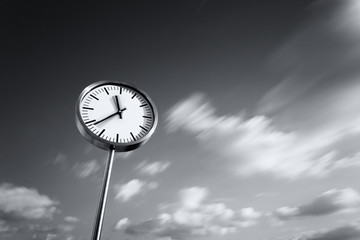 Time is running out (B&W)...