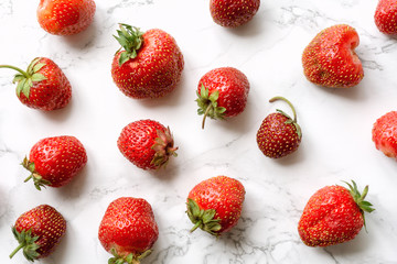 Fototapeta na wymiar Fruit pattern. Natural fresh strawberry background