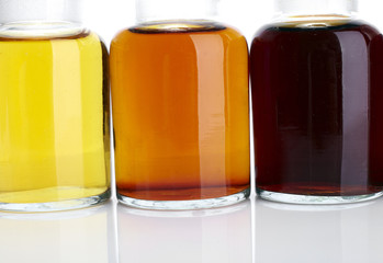 The laboratory glass container and liquid