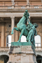 Obraz premium Statue of the Hortobagy horseherd in Buda castle. Budapest, Hungary.