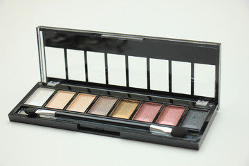 Eye shadow palette