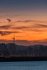 Obraz premium Dawn over Seoul