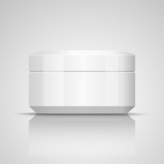 Cosmetic bottle for cream