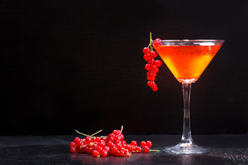cocktail with red currant