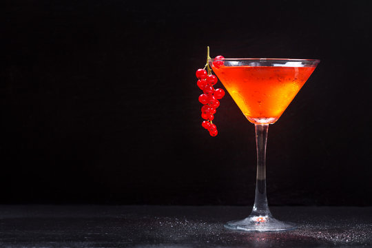 cocktail with red currant