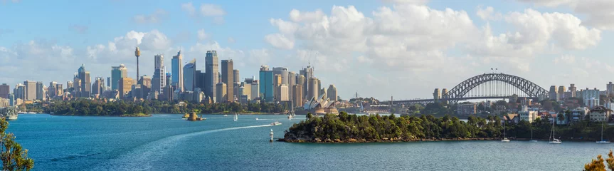 Poster Skyline-panorama van Sydney © dinozzaver