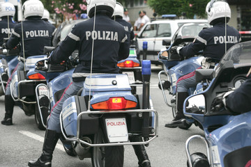 Motoraduno di polizia