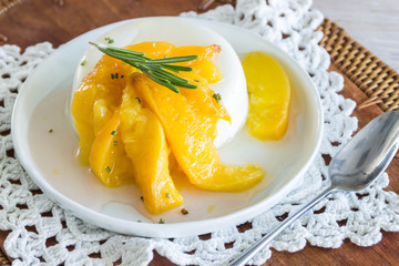 Panna cotta with peaches