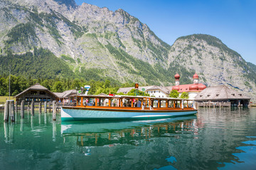 Naklejka premium Passenger boat on the Koenigssee near Berchtesgaden, Bavaria, Germany
